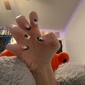 Meet your Posher, Amy